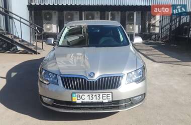 Skoda Superb  2013