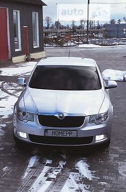 Skoda Superb  2009