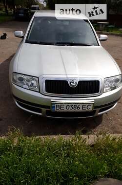 Skoda Superb  2004