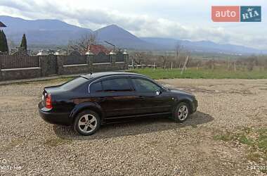 Skoda Superb  2006