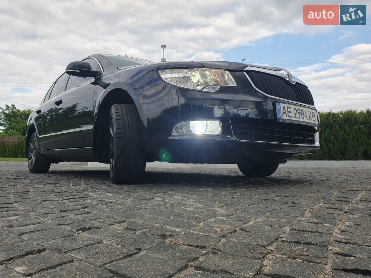 2012 Skoda Superb - мініатюра 2