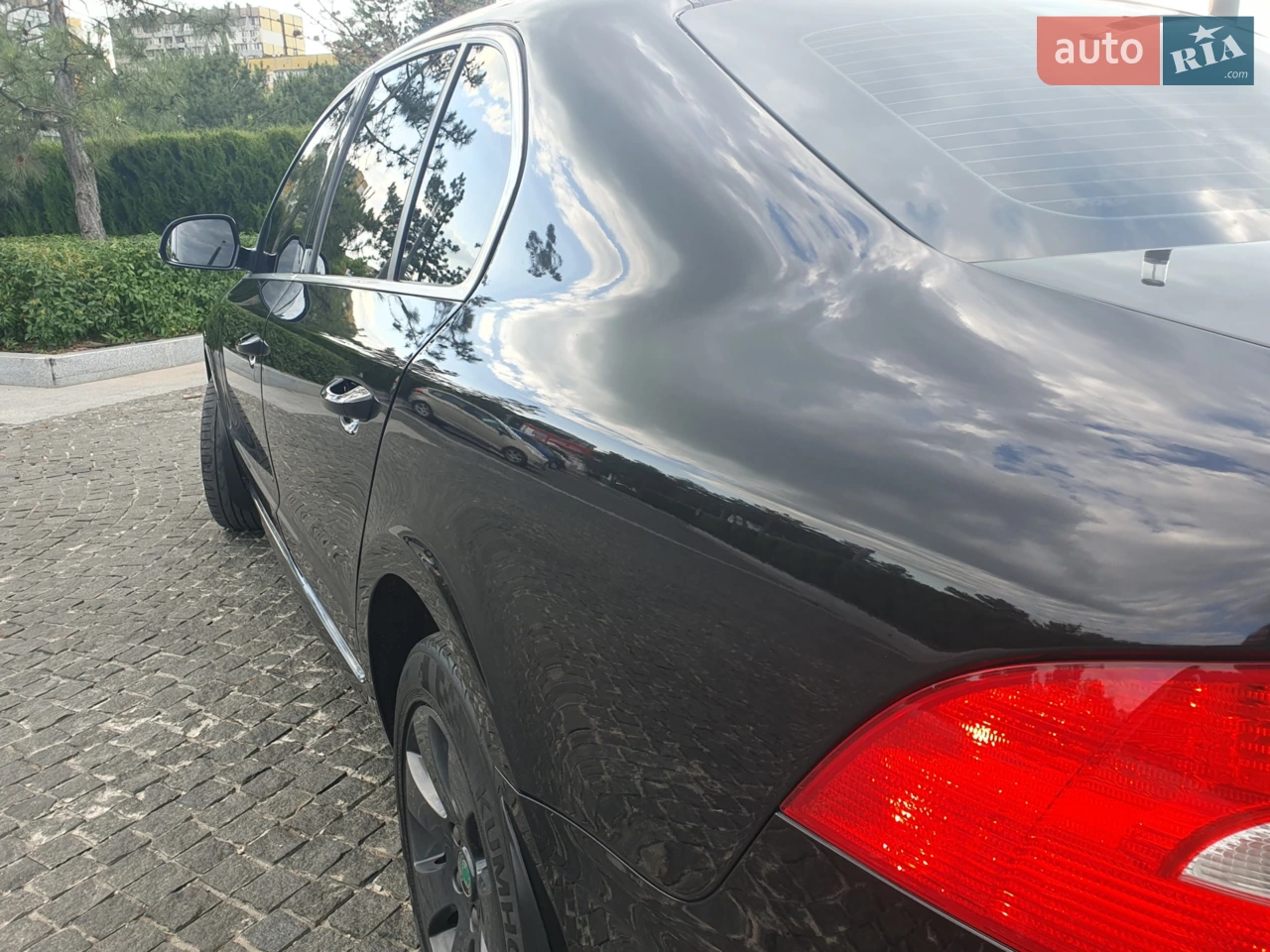 2012 Skoda Superb - мініатюра 4