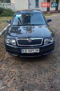 Skoda Superb  2006