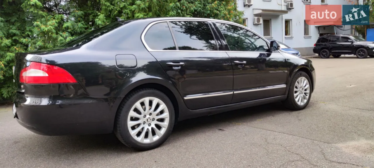 2012 Skoda Superb - мініатюра 3