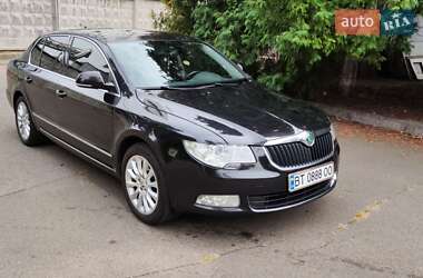 Skoda Superb  2012
