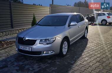 Skoda Superb  2008