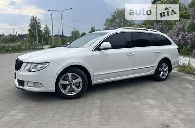 Skoda Superb  2011