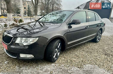 Skoda Superb  2010