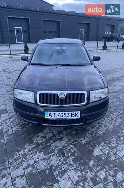 Skoda Superb 2005
