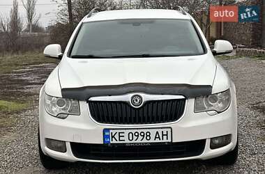 Skoda Superb  2011
