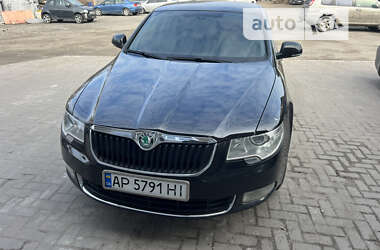 Skoda Superb  2011