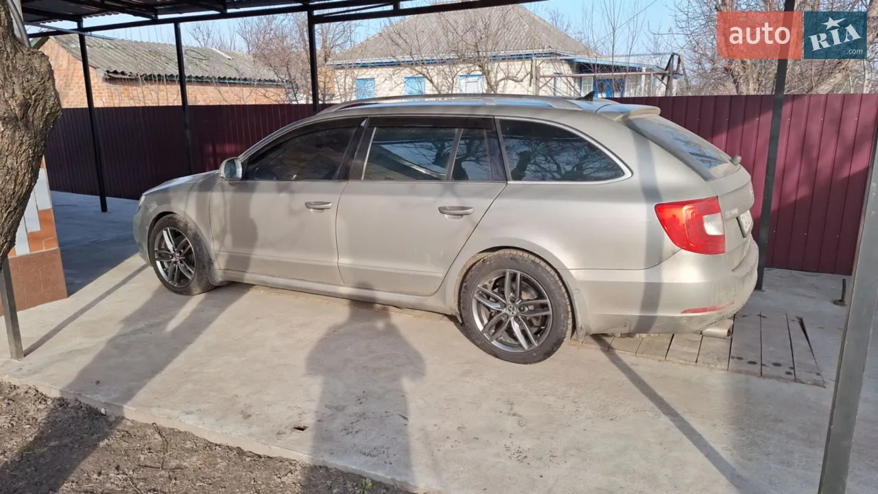 2013 Skoda Superb - мініатюра 5