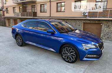 Skoda Superb  2020