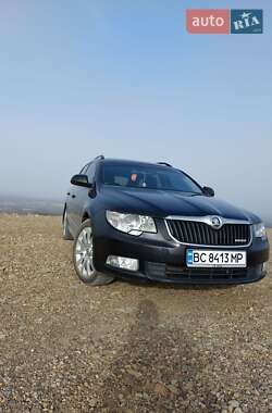 Skoda Superb Greenline 2012