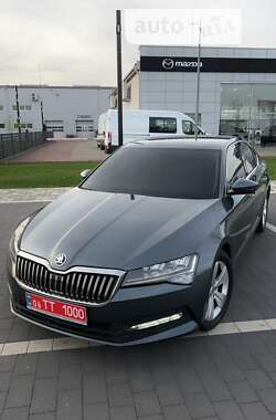 Skoda Superb  2019