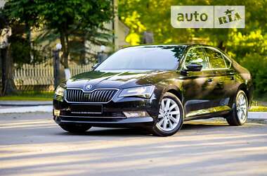 Skoda Superb  2019