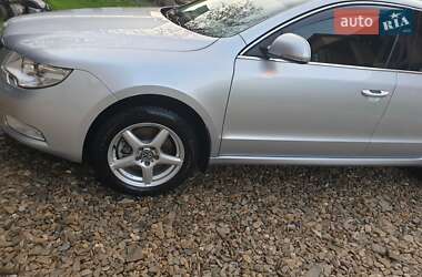 Skoda Superb  2010