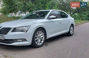Skoda Superb  2015