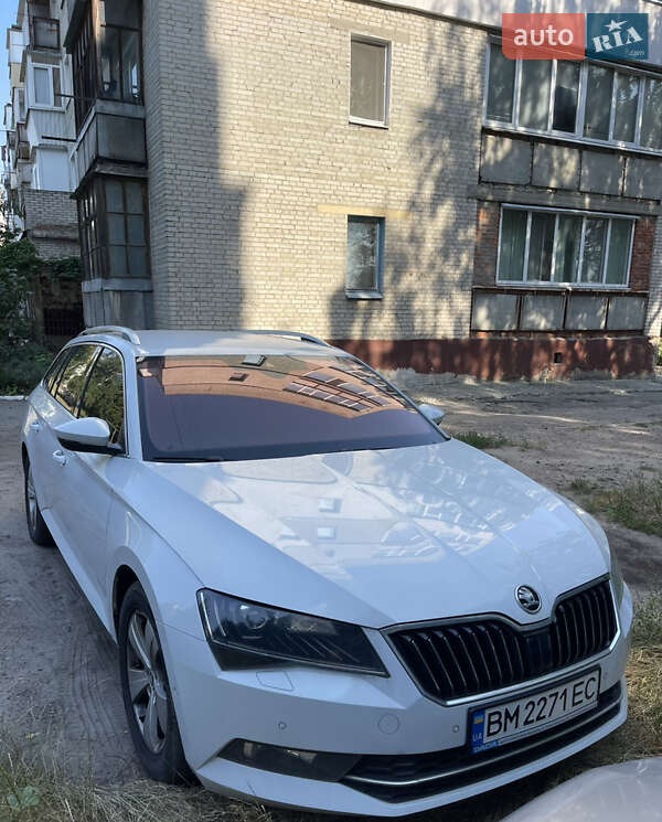 Универсал Skoda Superb