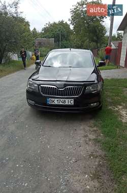 Skoda Superb  2014
