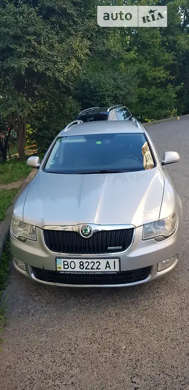 Skoda Superb 2012