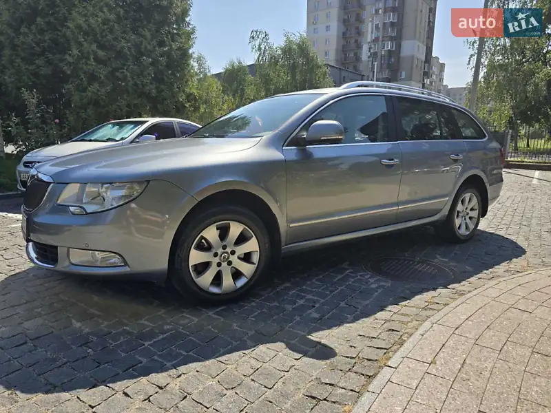 Skoda Superb 2012