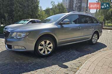 Skoda Superb 2012