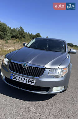 Skoda Superb  2013