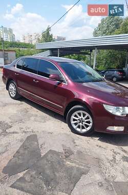Skoda Superb  2009