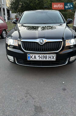 Skoda Superb  2012