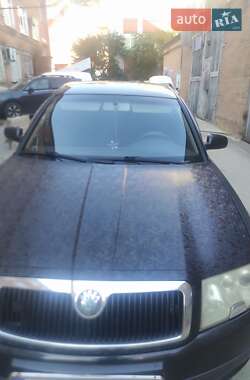 Skoda Superb  2006