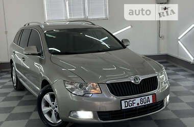 Skoda Superb  2010