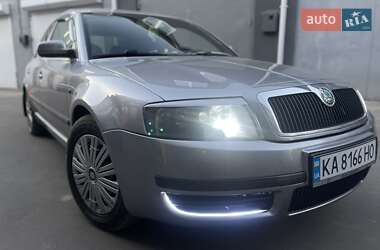 Skoda Superb  2003