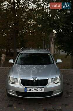 Skoda Superb  2012