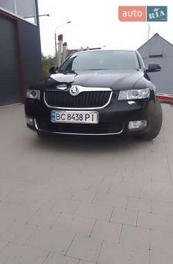 Skoda Superb  2011