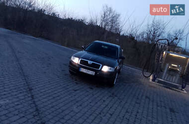 Skoda Superb  2006
