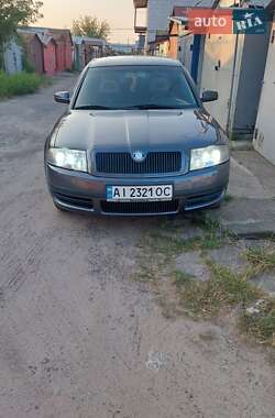Skoda Superb  2005