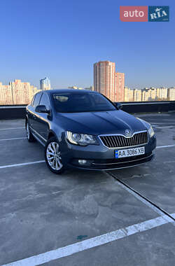 Skoda Superb  2014