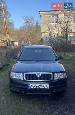 Skoda Superb 2004