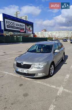 Skoda Superb  2012
