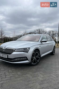 Skoda Superb  2020
