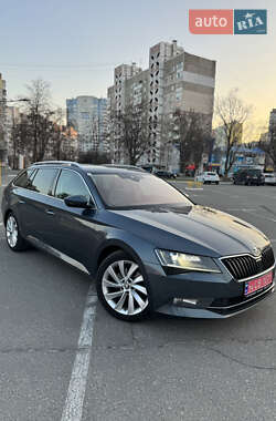 Skoda Superb  2016
