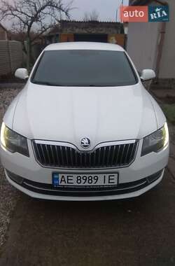 Skoda Superb  2014