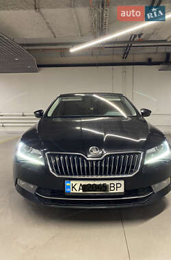 Skoda Superb  2019