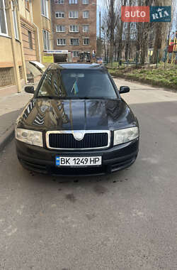 Skoda Superb  2004
