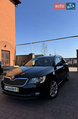 Skoda Superb  2014