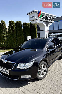 Skoda Superb  2010