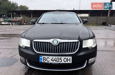 Skoda Superb 2012