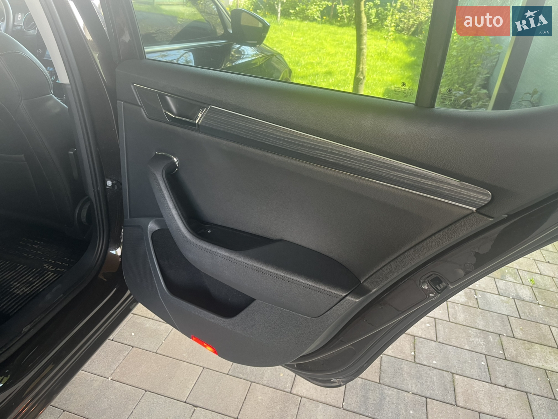 Skoda Superb 2021 VIN TMBAM8NP8MB300103 фото оголошення 21 з 30