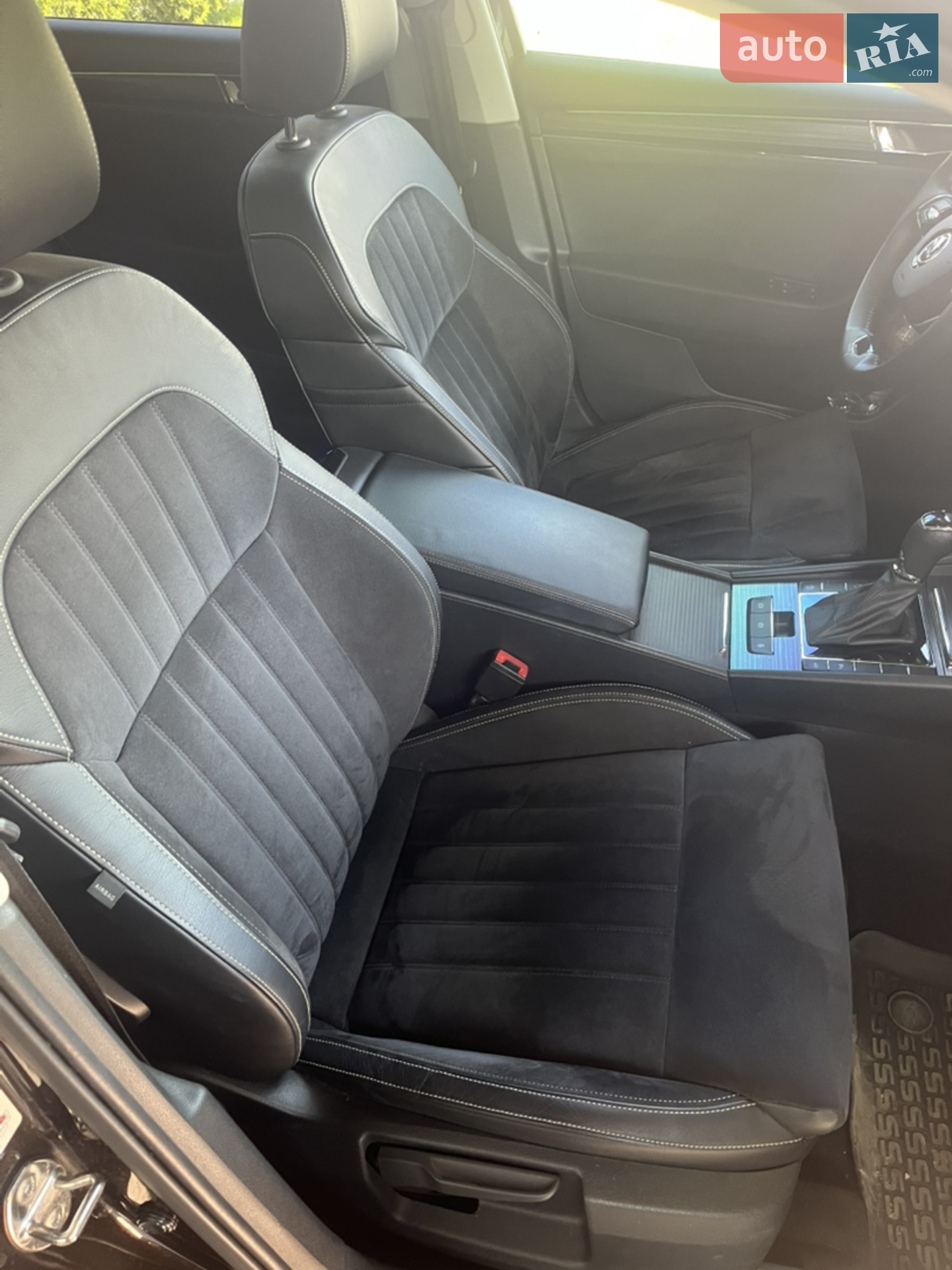 Skoda Superb 2021 VIN TMBAM8NP8MB300103 фото оголошення 8 з 30